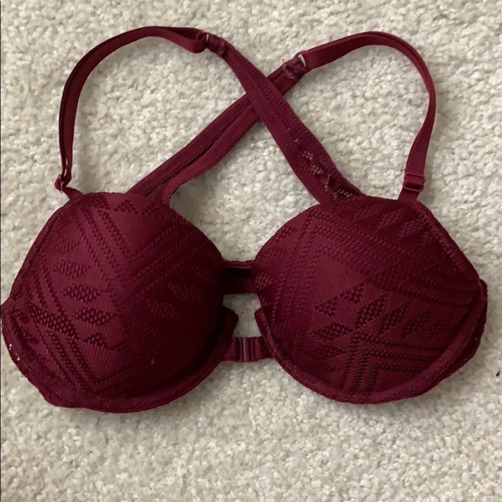 Burgandy patterned bra size 34A